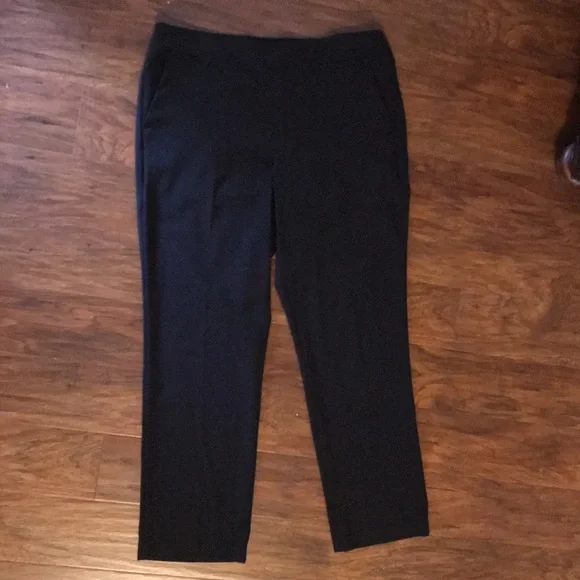 Time and True Women’s casual Pull-On pants color black size L (12-14) - Picture 16 of 16